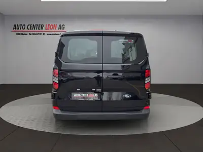 Ford Transit Custom Combi 320 — 9 places, diesel automatique, quasi neuf à 800 km — tableau de bord