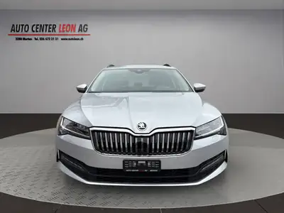 Škoda Superb Combi 2.0 TDi Ambition 4x4 — Monospace familial robuste, 4 roues motrices et 60000 km — vue extérieure