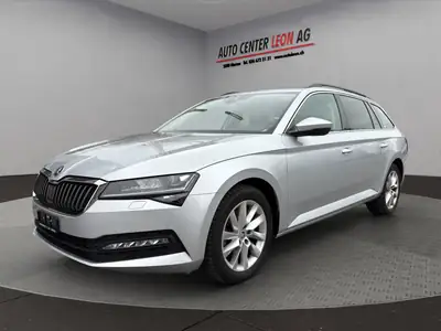 Škoda Superb Combi 2.0 TDi Ambition 4x4 — Monospace familial robuste, 4 roues motrices et 60000 km — côté