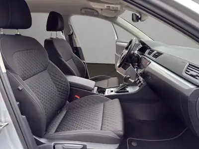 Škoda Superb Combi 2.0 TDi Ambition 4x4 — Monospace familial robuste, 4 roues motrices et 60000 km — Miniature 17