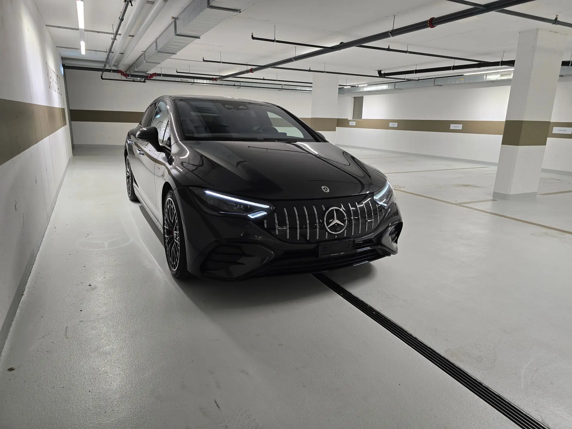 Mercedes-Benz Eqe 43 Amg 2022 occasion Hinwil — 4