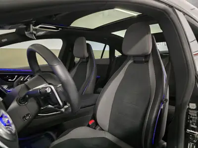 Mercedes-Benz EQE 43 AMG 4Matic — Berline électrique haute performance, 20 800 km seulement — Thumbnail 8