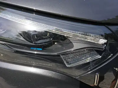 Mercedes-Benz EQE 43 AMG 4Matic — Berline électrique haute performance, 20 800 km seulement — Thumbnail 10