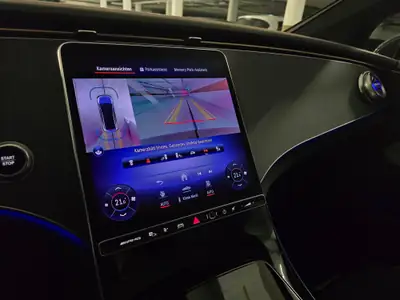 Mercedes-Benz EQE 43 AMG 4Matic — Berline électrique haute performance, 20 800 km seulement — Thumbnail 14