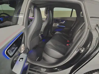 Mercedes-Benz EQE 43 AMG 4Matic — Berline électrique haute performance, 20 800 km seulement — Thumbnail 17