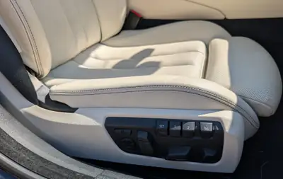 BMW 640i Gran Coupé xDrive Individual — Coupé sport 4 portes, 340 ch et traction intégrale — intérieur