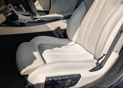 BMW 640i Gran Coupé xDrive Individual — Coupé sport 4 portes, 340 ch et traction intégrale — tableau de bord