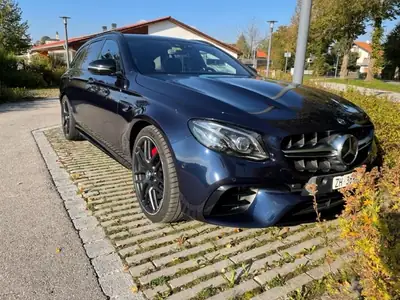 Mercedes-Benz E 63 AMG S 4Matic — Berline sportive allemande, 612 ch, entretien complet — interior