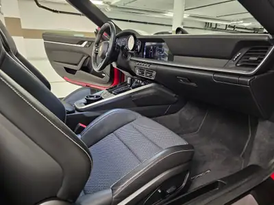 Porsche 911 Carrera S Cabriolet PDK — Roadster emblématique, 450 ch et toit électrique — Thumbnail 15