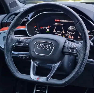 Audi Q3 Sportback 40 TDI S line — SUV coupé premium, 31'900 km, état impeccable — Miniature 9