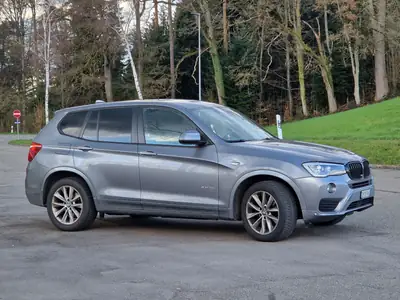BMW X3 xDrive 35i — SUV premium 306 ch, transmission automatique, sans sinistre — fianco