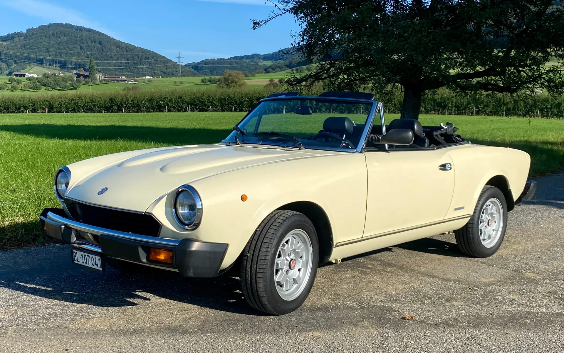 Fiat 124 Spider 1982 occasion Sissach — 2