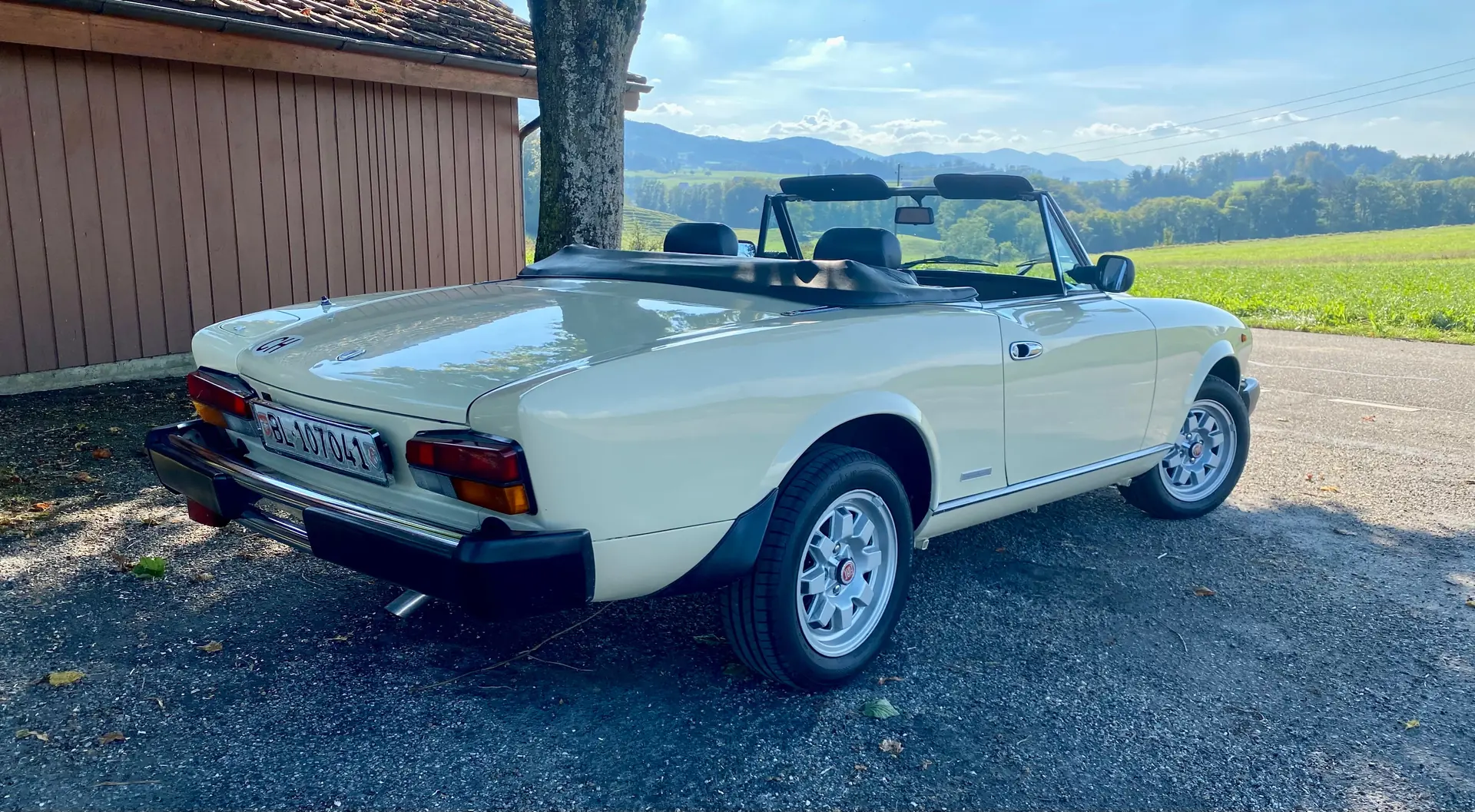 Fiat 124 Spider 1982 occasion Sissach — 4