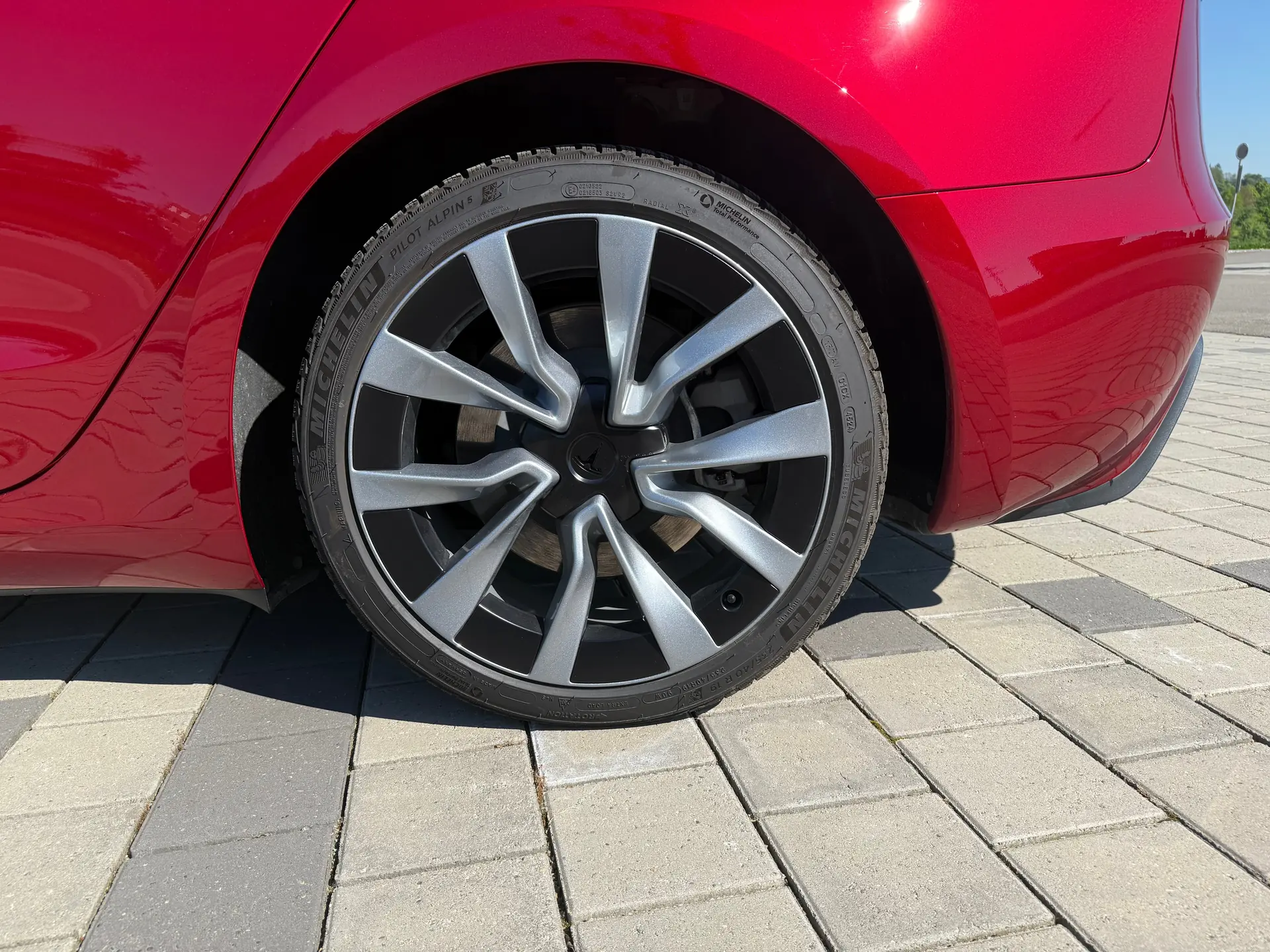 Tesla Model 3 2024 occasion Gachnang — 4