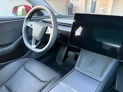 Tesla Model 3 Long Range Dual Motor AWD — Électrique haute performance, 37 000 km seulement — Thumbnail 9