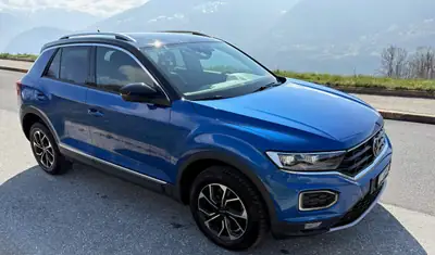 VW T-Roc 2.0 TSI Sport DSG 4Motion — SUV dynamique, 4x4 intégral et 29'000 km seulement — interior