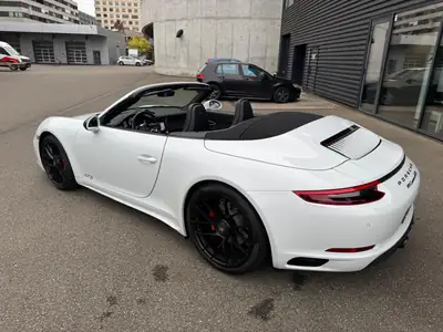 Porsche 911 Cabrio Carrera GTS PDK — Cabriolet sportif légendaire, 39 900 km seulement — Seitenansicht