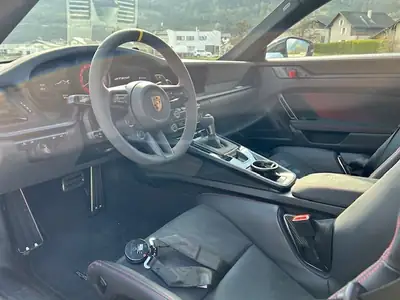 Porsche 911 GT3 RS 2025 — Hyperperformance extrême, seulement 3700 km — Miniatura 10
