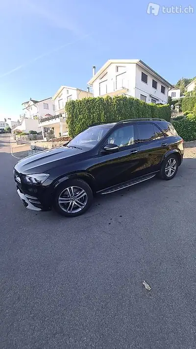 Mercedes-Benz GLE 450 4Matic AMG Line — SUV hybride 7 places, motorisation performante et équipement premium — vue extérieure