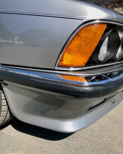 BMW 635 CSi 1987 — Coupé sportif de prestige, 48'900 km authentiques — Miniatura 15