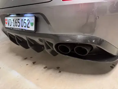 Aston Martin V12 Vanquish S — Le coupé sport légendaire à 33 200 km — Miniatur 14