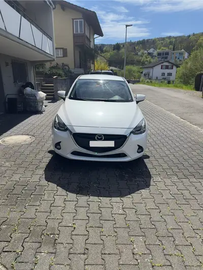 Mazda 2 1.5 90 Ambition Plus — Citadine fiable, automatique, faible consommation — Heckansicht