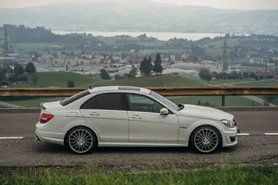 Mercedes-Benz C 63 AMG — Berline sportive haute performance, 487 ch, entretien récent — Armaturenbrett
