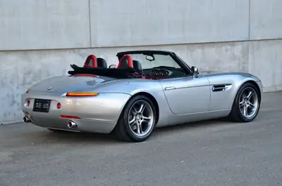 BMW Z8 Roadster 2001 — Légendaire cabriolet sport, 400 ch, très faible kilométrage — dettaglio