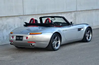 BMW Z8 Roadster 2001 — Légendaire cabriolet sport, 400 ch, très faible kilométrage — interni