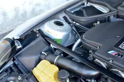 BMW Z8 Roadster 2001 — Légendaire cabriolet sport, 400 ch, très faible kilométrage — Miniatura 27