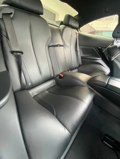 BMW 650i Coupé xDrive — Coupé sportif premium avec M-Paket et équipement complet — Miniatur 16