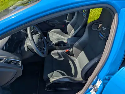 Ford Focus RS 2.3 EcoBoost AWD — 350 ch, état de collection, révision faite — dashboard