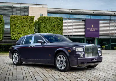 Rolls-Royce Phantom 6.7 V12 — Édition Centenaire 33/35, prestige intemporel — vista esterna