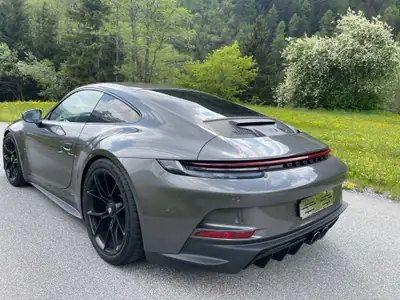 Porsche 911 GT3 Touring — Légendaire sportive manuelle, 4000 km seulement — arrière