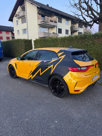 Renault Mégane RS 280 EDC — Sportive haute performance, design jaune signature — Innenraum