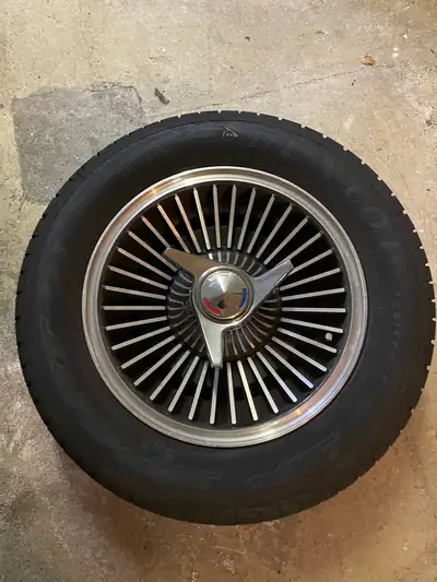 Chevrolet Corvette C2 1965 — Légendaire coupé sport américain, 54'000 km — fianco