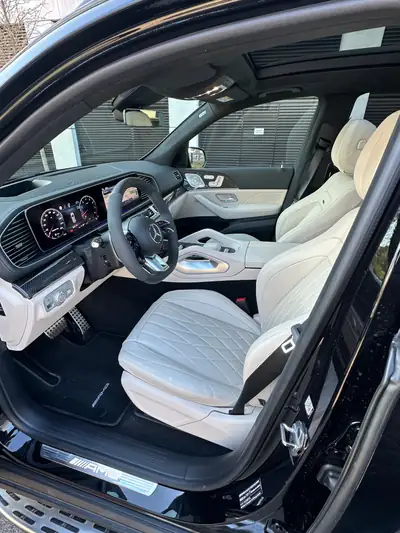 Mercedes-Benz GLE 63 S AMG 4Matic+ — SUV haute performance, 634 ch et équipement premium — Miniature 8
