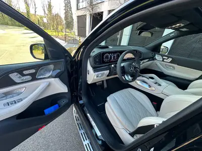 Mercedes-Benz GLE 63 S AMG 4Matic+ — SUV haute performance, 634 ch et équipement premium — Miniature 7