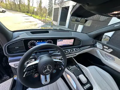 Mercedes-Benz GLE 63 S AMG 4Matic+ — SUV haute performance, 634 ch et équipement premium — Miniature 10