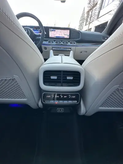 Mercedes-Benz GLE 63 S AMG 4Matic+ — SUV haute performance, 634 ch et équipement premium — Miniature 19