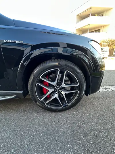 Mercedes-Benz GLE 63 S AMG 4Matic+ — SUV haute performance, 634 ch et équipement premium — Miniature 23