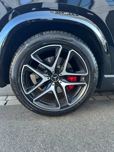 Mercedes-Benz GLE 63 S AMG 4Matic+ — SUV haute performance, 634 ch et équipement premium — Miniature 24