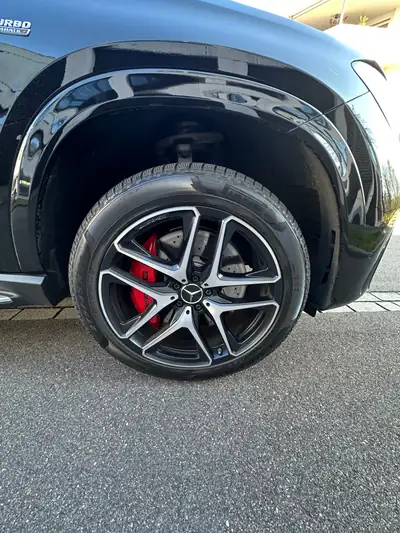Mercedes-Benz GLE 63 S AMG 4Matic+ — SUV haute performance, 634 ch et équipement premium — Miniature 22