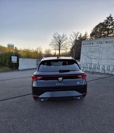 SEAT Leon ST 1.4 eHybrid pHEV — Break hybride rechargeable, 52500 km, exemplaire impeccable — interior
