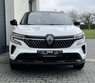 Renault Austral 1.3 MHEV 160 Techno — SUV hybride mild, design moderne et consommation maîtrisée — vista esterna