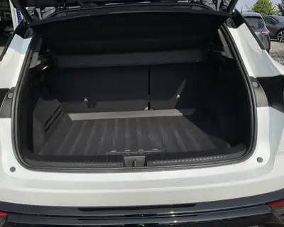 Renault Austral 1.3 MHEV 160 Techno — SUV hybride mild, design moderne et consommation maîtrisée — dettaglio