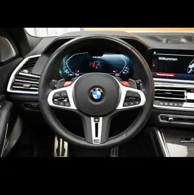 BMW X5M 2020 — SUV haute performance, 625 ch et équipements de luxe — Thumbnail 13