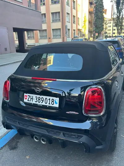 MINI Cabrio Cooper John Cooper Works — Cabriolet sportif 231 ch, très faible kilométrage — dashboard