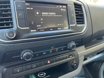 Opel Vivaro Cargo-e 75 kWh — Utilitaire électrique performant, 28 000 km — Miniatura 14