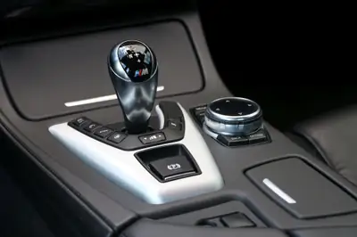 BMW M5 Competition Drivelogic — Berline sport 575 ch, finitions premium Alcantara — Thumbnail 10